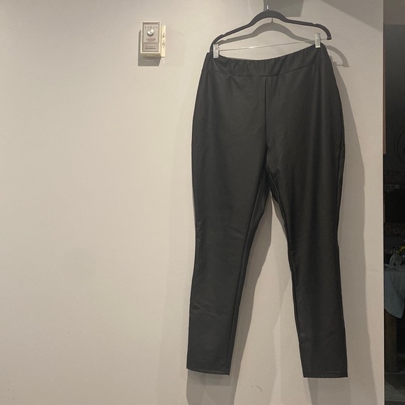 Pleather leggings - Picture 1 of 1